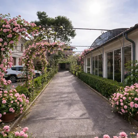 Appartamento Deluxe Con Giardino E Terrazzo, 3 Camere, Parcheggio Privato